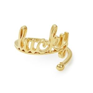 24K plated LUCKY 🍀 ring by Alex and Ani!